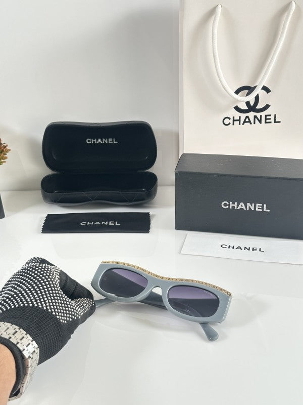 Women's Square Sunglasses – Grey