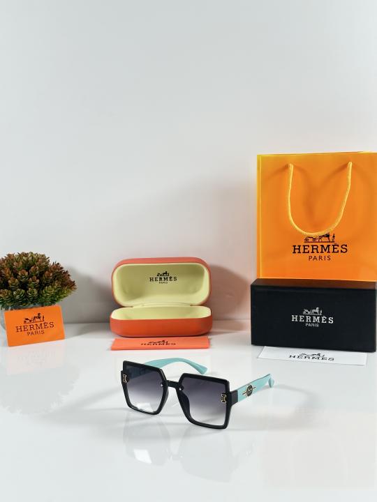 Women's Sunglasses – Green & Black