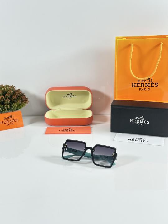 Women's Sunglasses – Green & Black