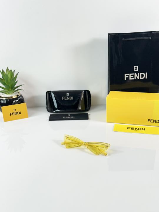 Women's Round Sunglasses – Yellow
