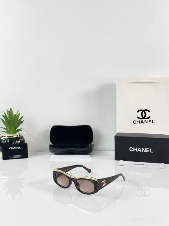 Women's Square Sunglasses – Brown
