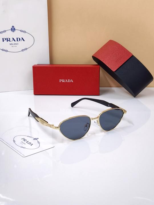 Aviator Sunglasses – Gold & Black