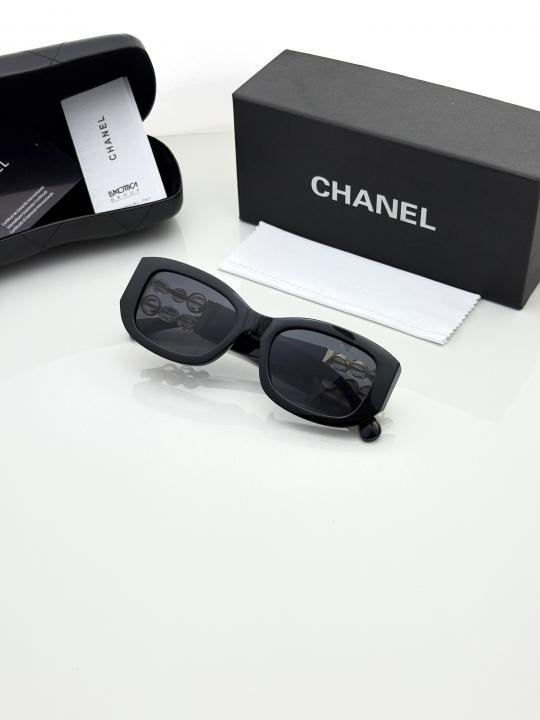 Cat-Eye Sunglasses – Golden Black