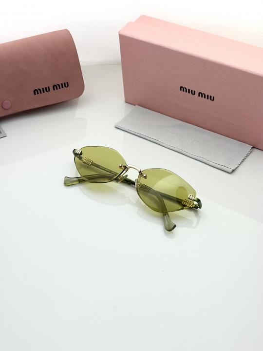 Round Sunglasses – Green