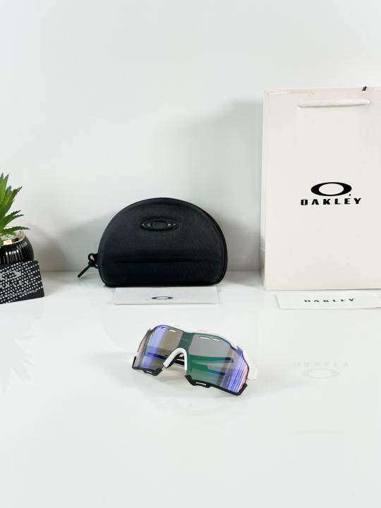 Oakle 8241 White Aqua