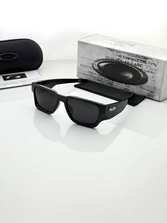 Oakle 9514 black black