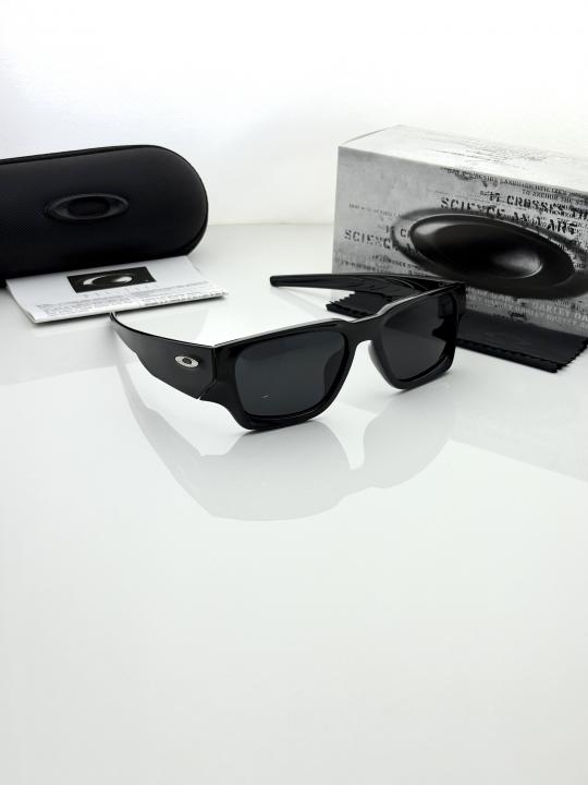 Oakle 9514 black black