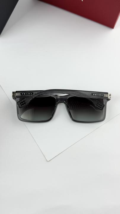 PRAD_GREY_SHADED_0899