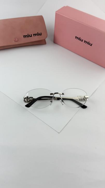 MiU MIU_Silver_plano_1025